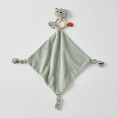 Brodie Bear Comforter with Wooden Ring